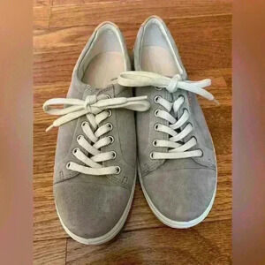 Ecco Soft 7 Women's Sneaker Gray Leather Sz 7